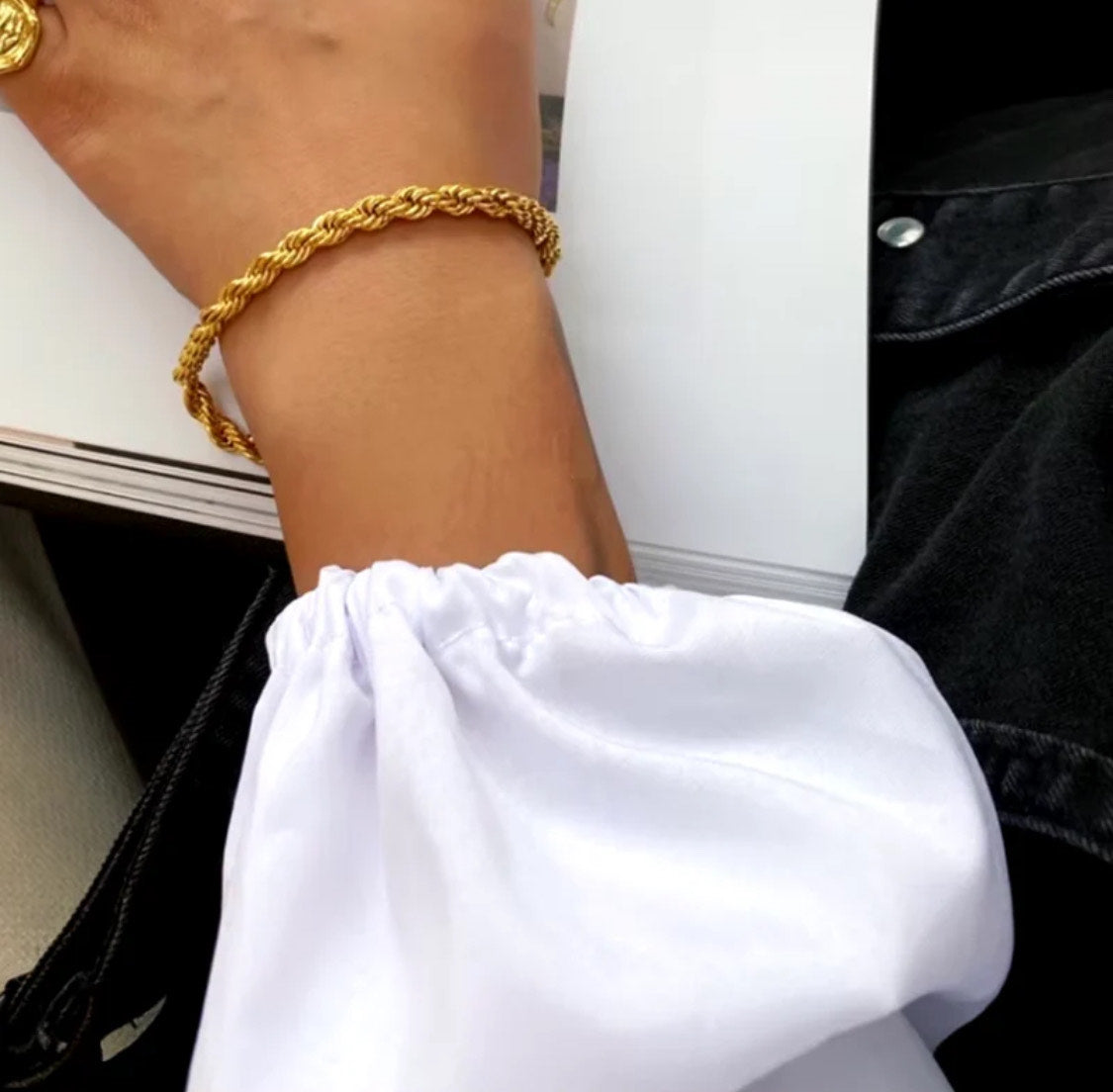 Pulsera de cuerda
